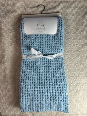 Snug Blue Waffle Knit Chenille Baby Blanket Comfy Cozy Cuddly NEW security lovey